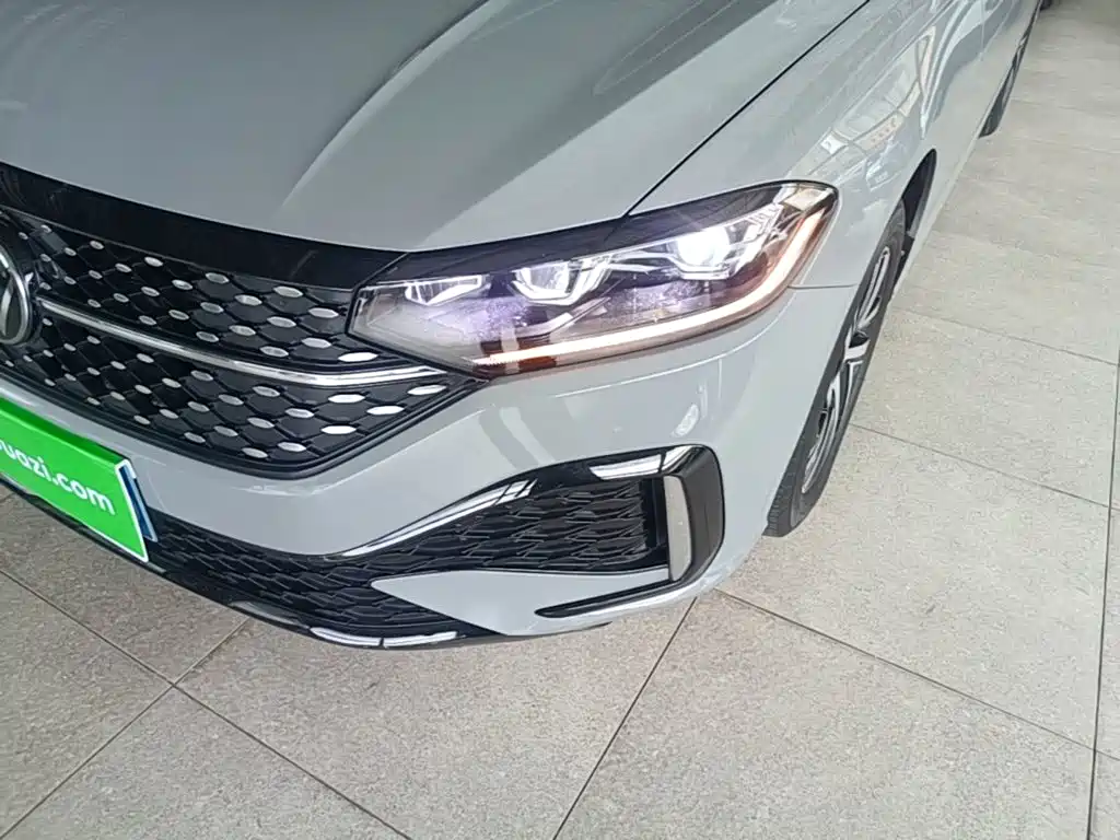 Lavida 2023 280TSI DSG Starry Sky Full Edition купить на сайте DeffCars
