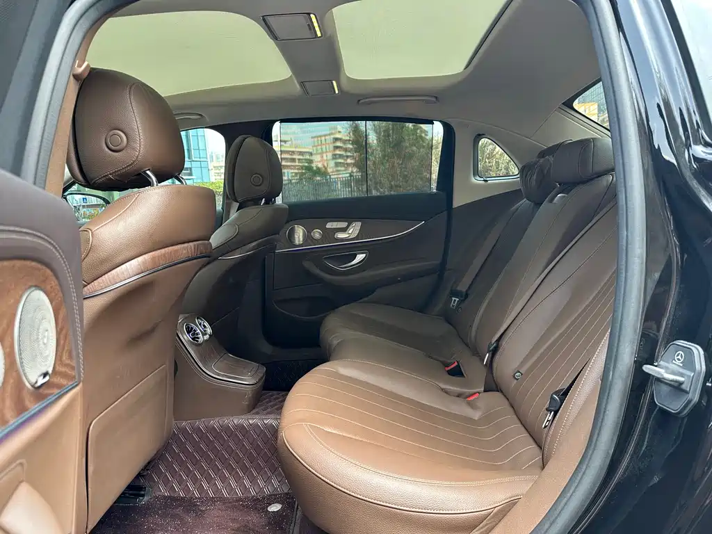 Mercedes-Benz E-Class 2022 E 300 L Luxury Model купить на сайте DeffCars