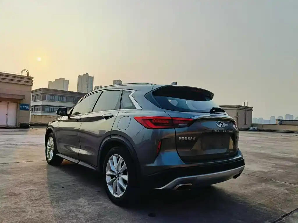 Infiniti QX50 2018 2.0T two-wheel drive fashion version купить на сайте DeffCars