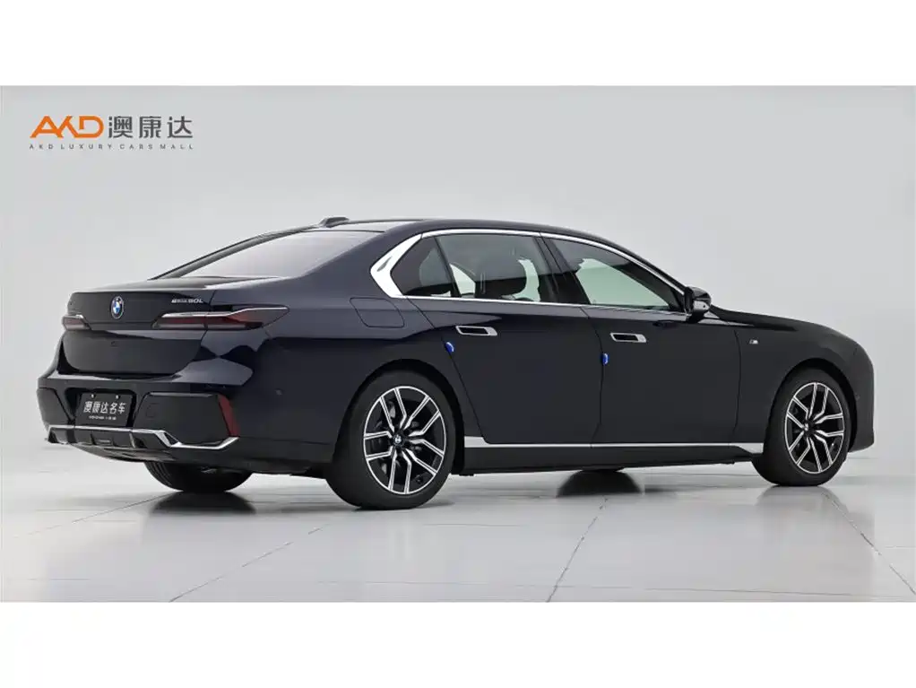 BMW i7/23/eDrive50L Leading M Sports Package купить на сайте DeffCars
