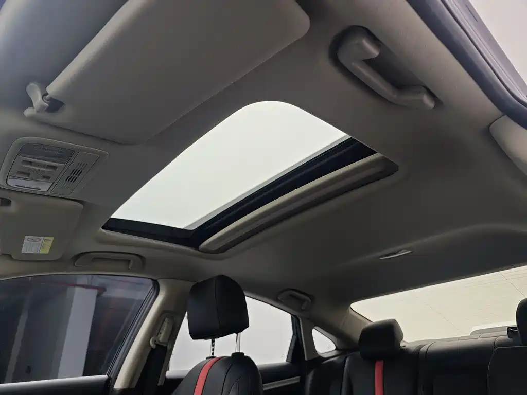 Civic 2019 220TURBO CVT Dynamic Edition National VI купить на сайте DeffCars