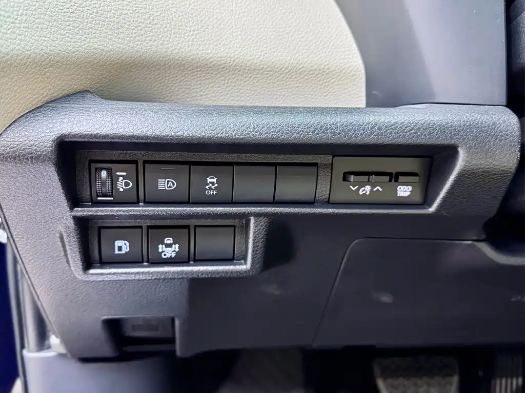 SIENNA 2021 2.5L Hybrid Extreme Edition купить на сайте DeffCars