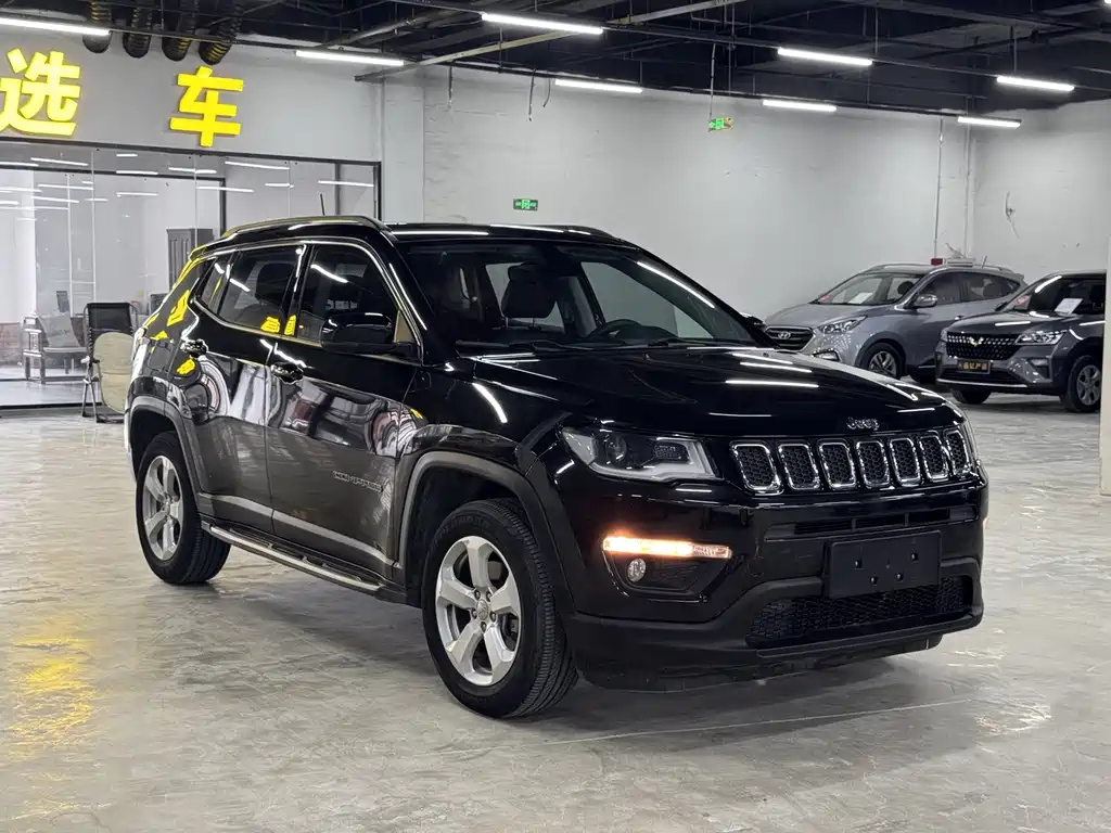 Compass 2017 200T Automatic Home Edition купить на сайте DeffCars