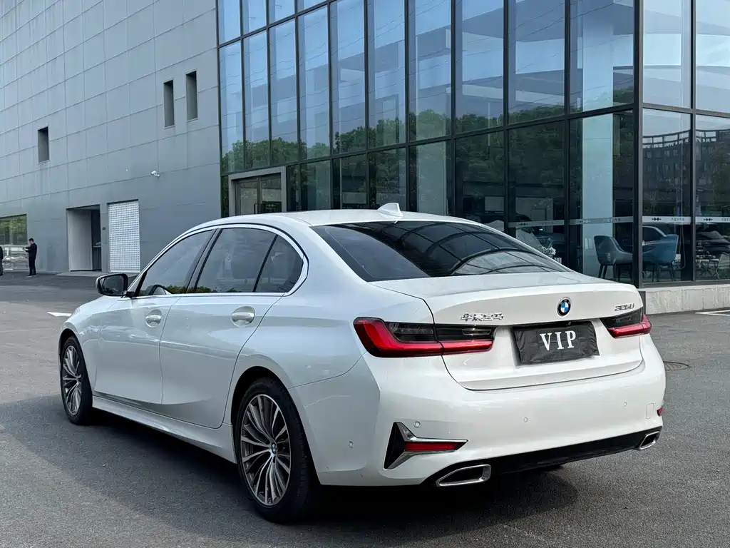 BMW 3 Series 2020 325Li Launch Edition купить на сайте DeffCars