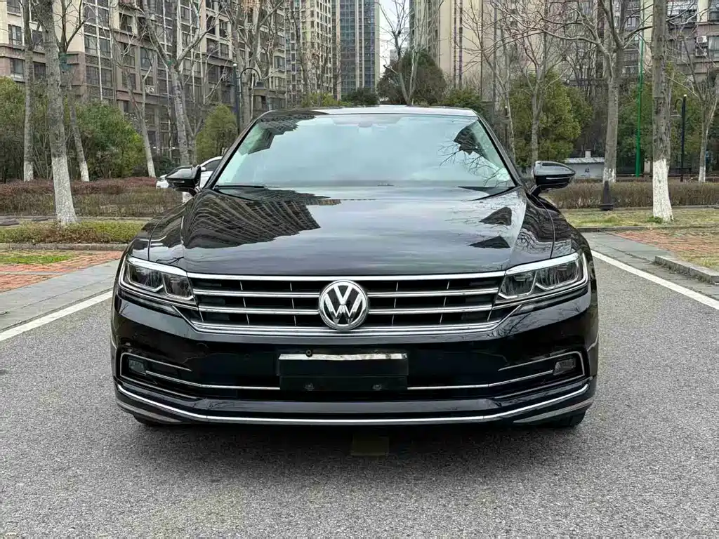Huiang 2019 380TSI 2WD Business Edition National V купить на сайте DeffCars