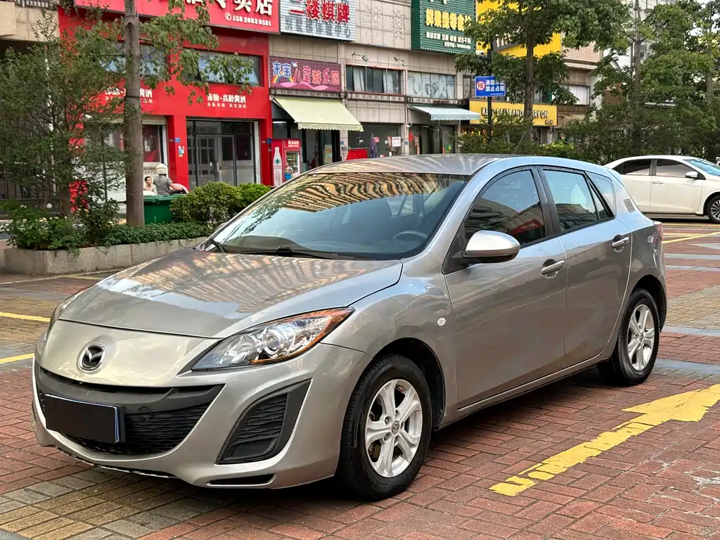 Mazda 3 Star 2012 hatchback 1.6L manual comfort type купить на сайте DeffCars