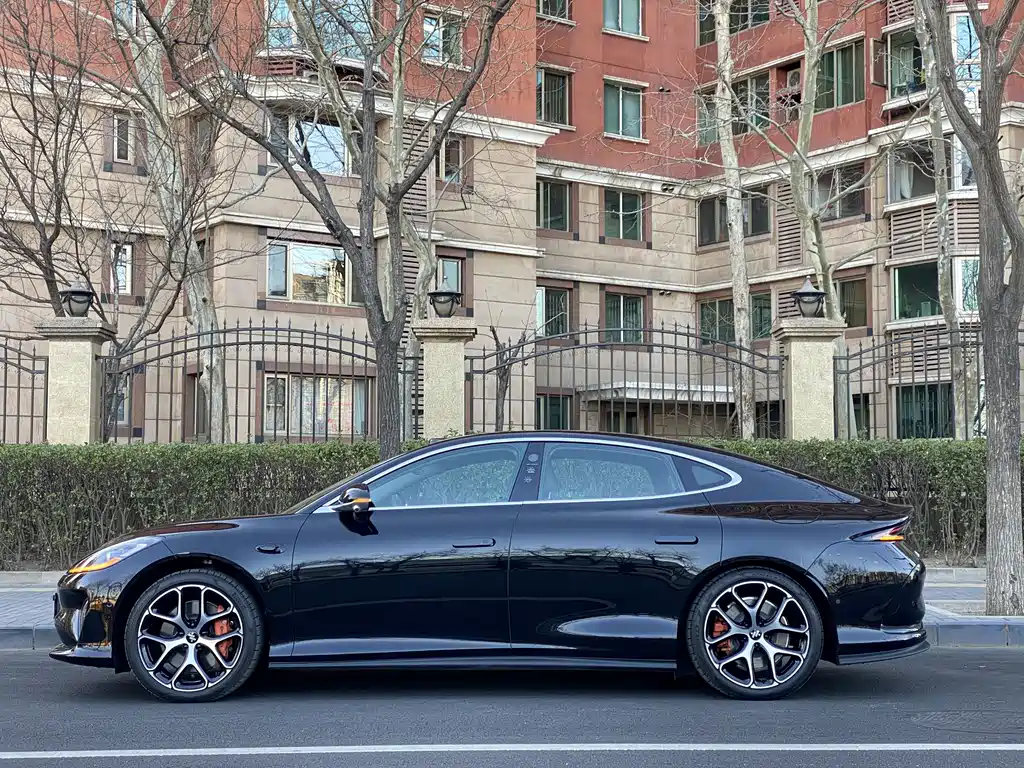 Zhiji L6 2025 Ultra купить на сайте DeffCars