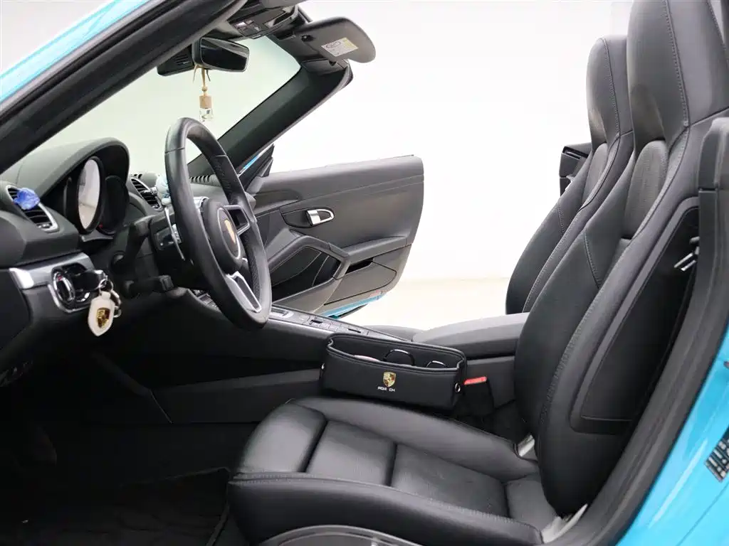 Porsche 718 2016 Boxster 2.0T купить на сайте DeffCars