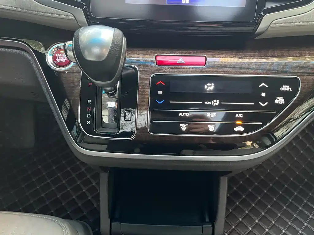 Odyssey 2017 2.4L Deluxe Edition купить на сайте DeffCars