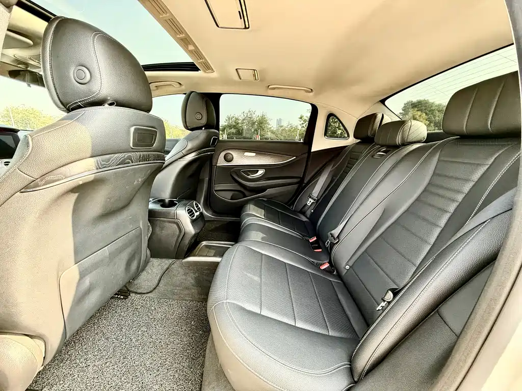 Mercedes-Benz E-Class 2016 E 200 L Sports купить на сайте DeffCars