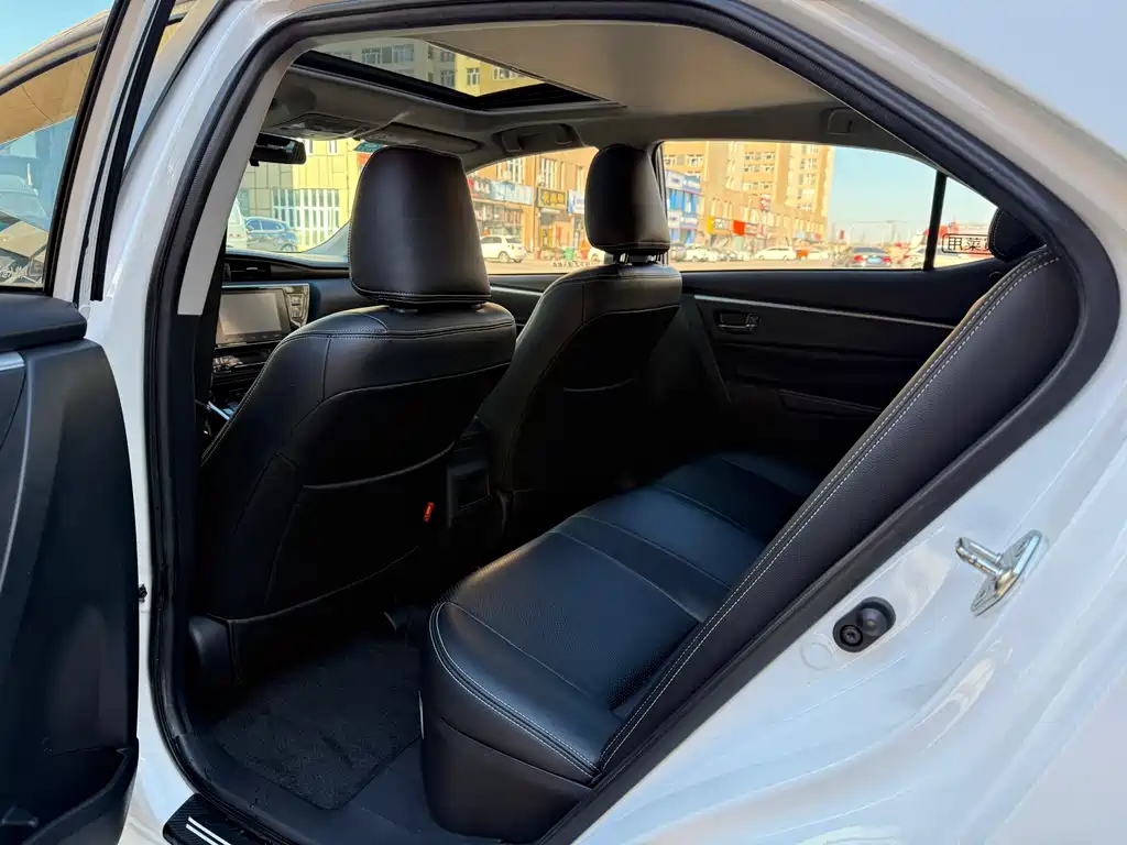 Corolla Dual Engine E+ 2019 1.8L E-CVT Leading Edition купить на сайте DeffCars