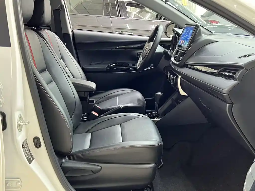 YARiS L Zhixuan 2022 Zhixuan X 1.5L CVT luxury PLUS version купить на сайте DeffCars