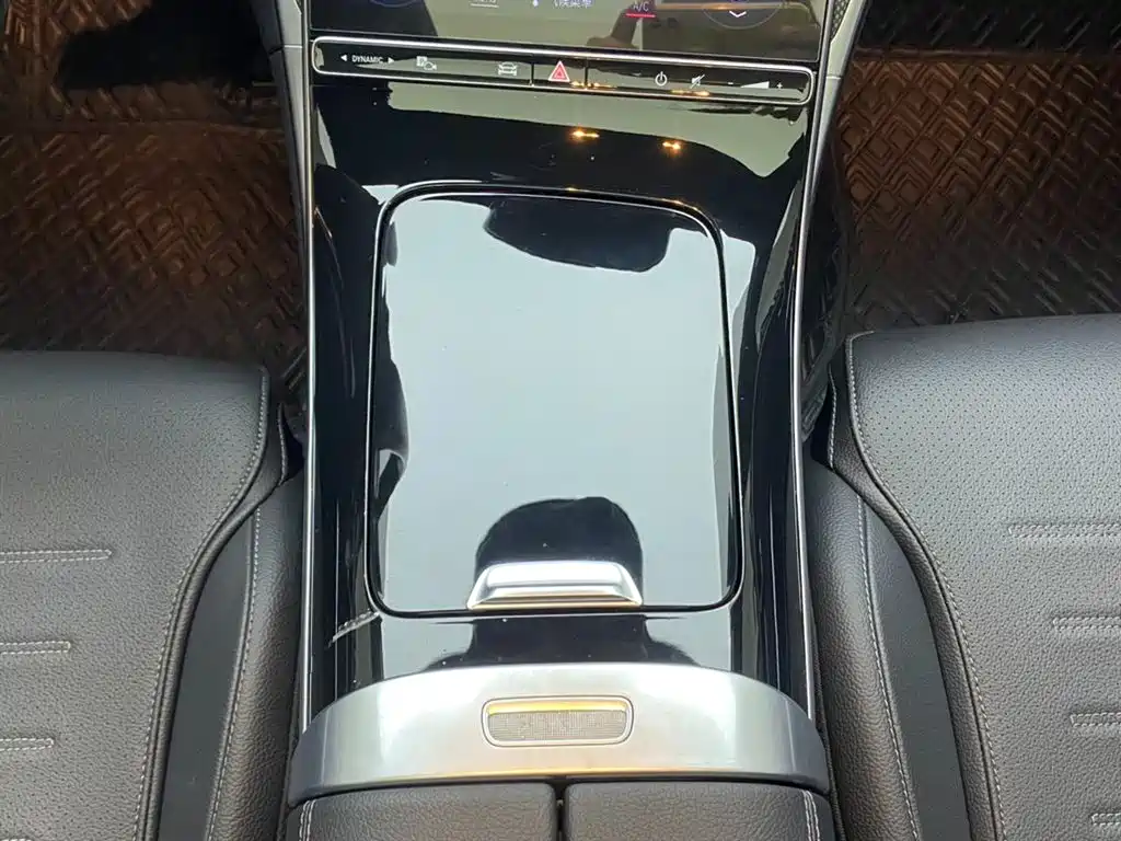 Mercedes-Benz C-Class 2024 facelift C 260 L sports version купить на сайте DeffCars