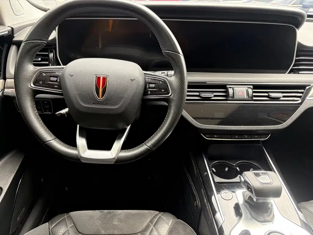 Hongqi HS5 2019 2.0T Zhilian Qixiang four-wheel drive version купить на сайте DeffCars