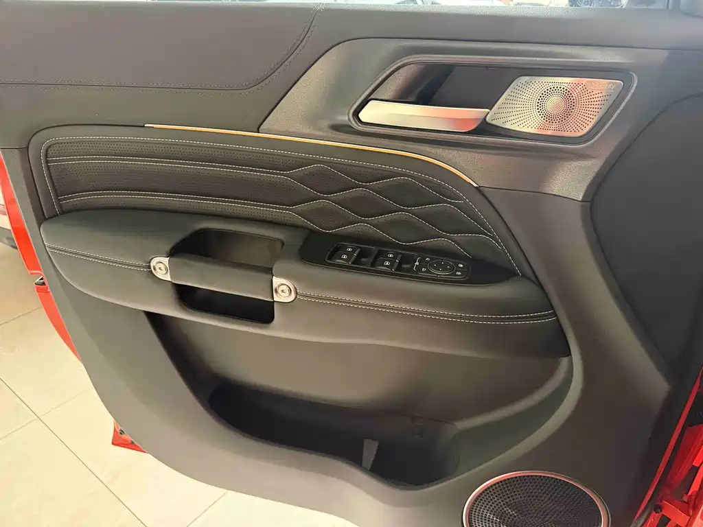 Tank 300 2021 Off-Road Version 2.0T Conqueror купить на сайте DeffCars