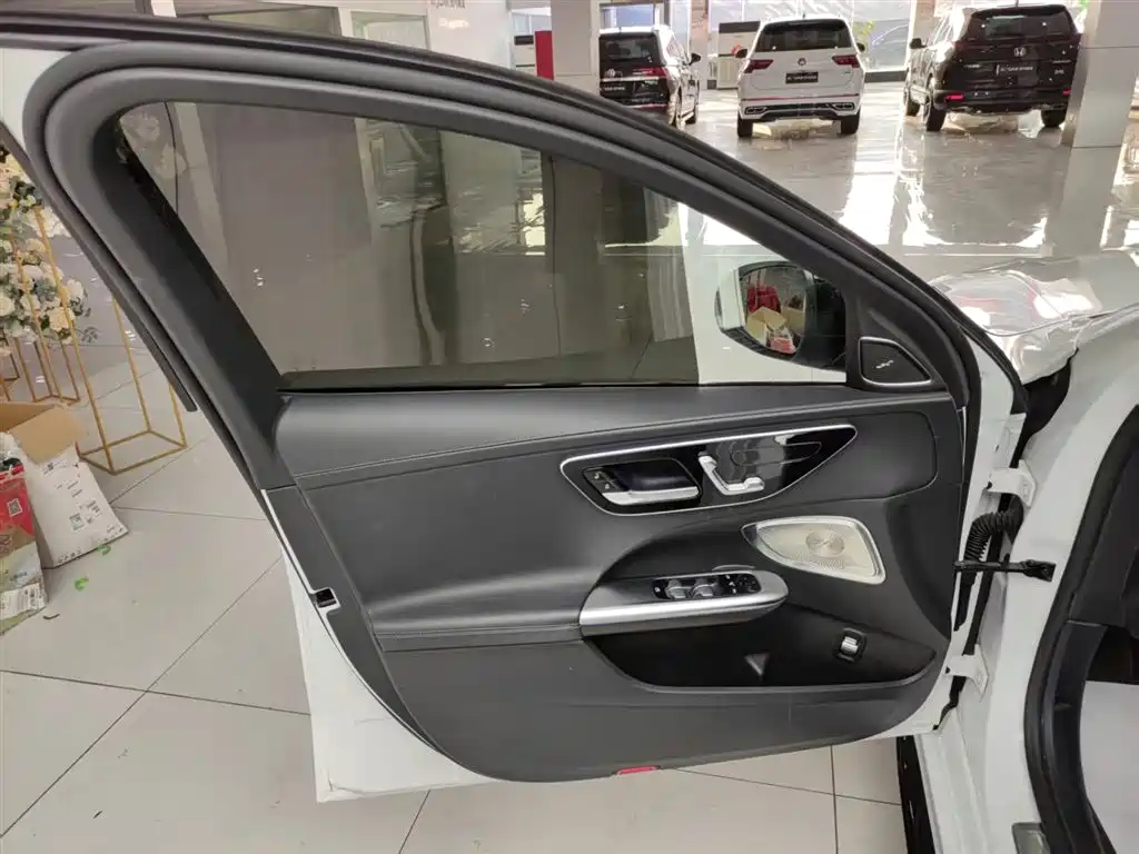 Mercedes-Benz C-Class 2023 C 260 L Haoye Sports Edition купить на сайте DeffCars