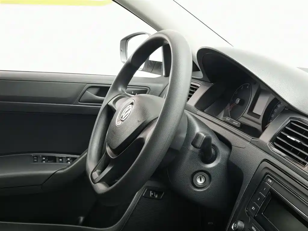 Santana 2021 1.5L automatic fashion version купить на сайте DeffCars