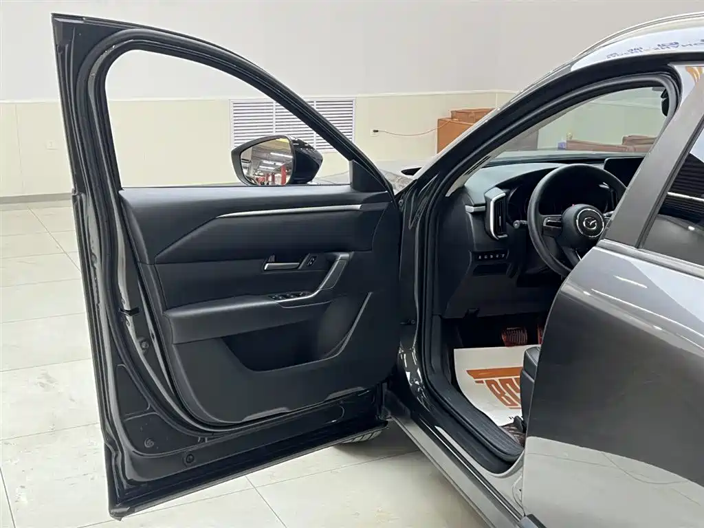 Mazda CX-50 2023 2.0L Leading Edition купить на сайте DeffCars