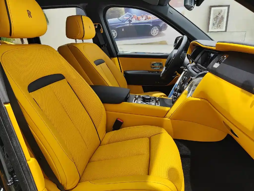 Cullinan 2018 four-seat version купить на сайте DeffCars