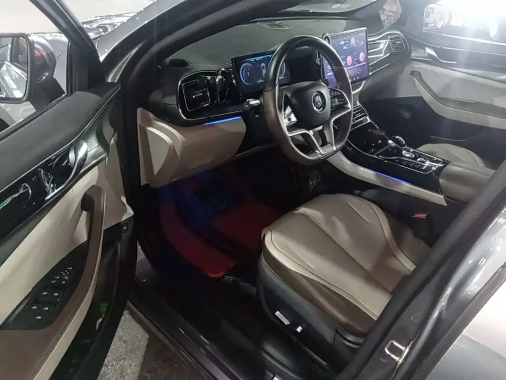 Qin PLUS 2023 Champion Edition EV 610KM Excellent Type купить на сайте DeffCars