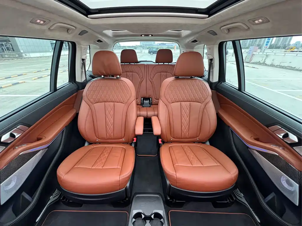 BMW X7 M60i 2023 xDrive M60i купить на сайте DeffCars