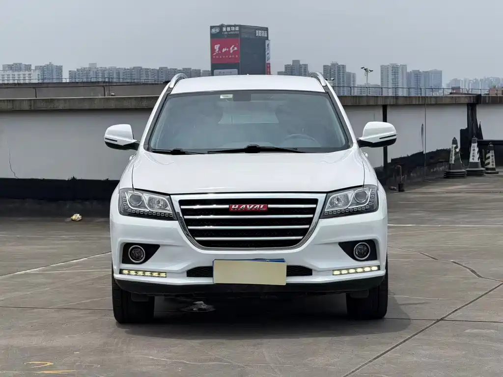 Haval H2 2015 1.5T automatic two-wheel drive elite version купить на сайте DeffCars