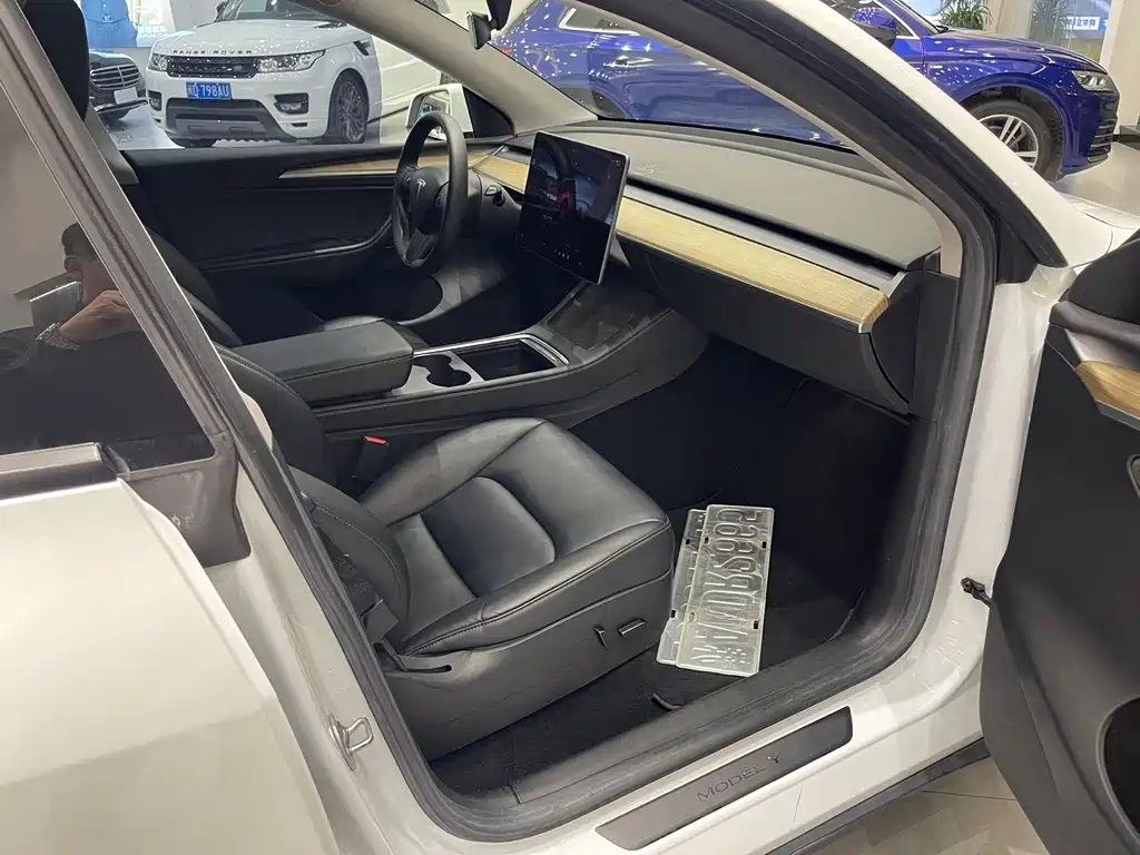 Model Y 2022款 改款 后轮驱动版 купить на сайте DeffCars