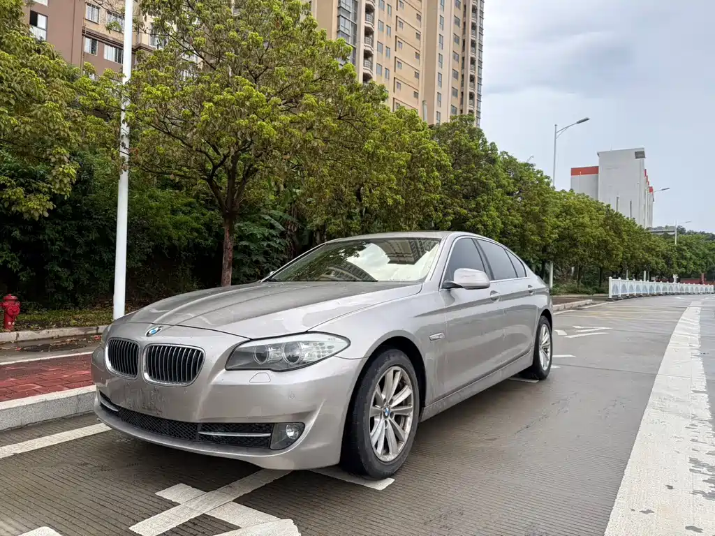 BMW 5 Series 2013 525Li Leading купить на сайте DeffCars