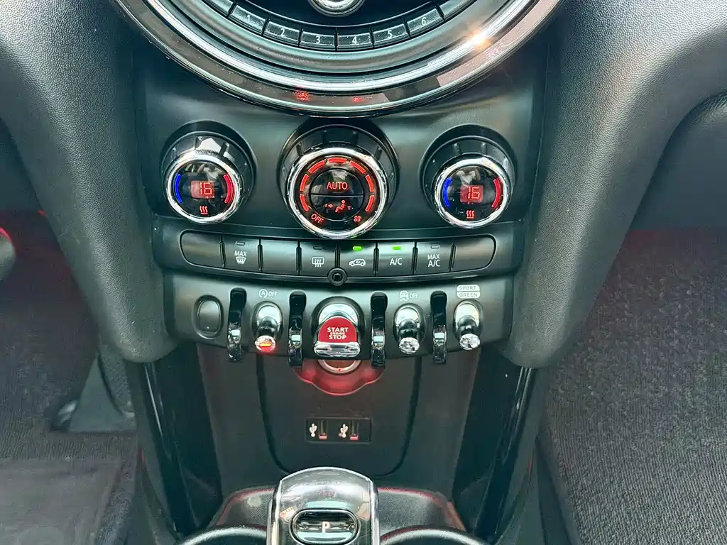 MINI 2018 2.0T COOPER S Artist Five-door Edition купить на сайте DeffCars