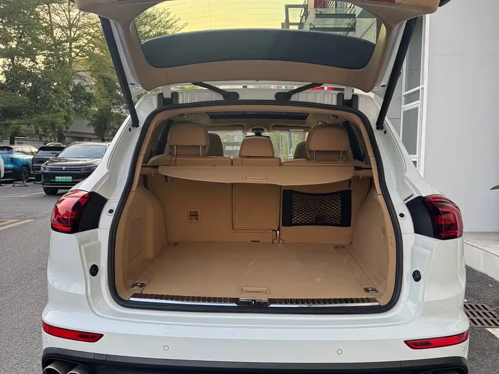 Cayenne 2016 Cayenne S 3.6T купить на сайте DeffCars