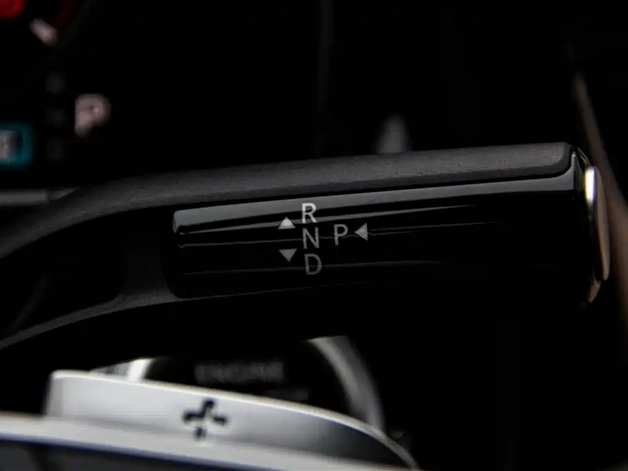 Mercedes-Benz E-Class 2025 E 300 L Luxury Model купить на сайте DeffCars
