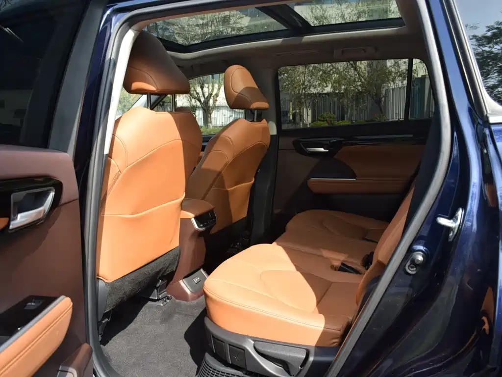 Highlander 2022 dual engine 2.5L four-wheel drive premium version 7 seats купить на сайте DeffCars