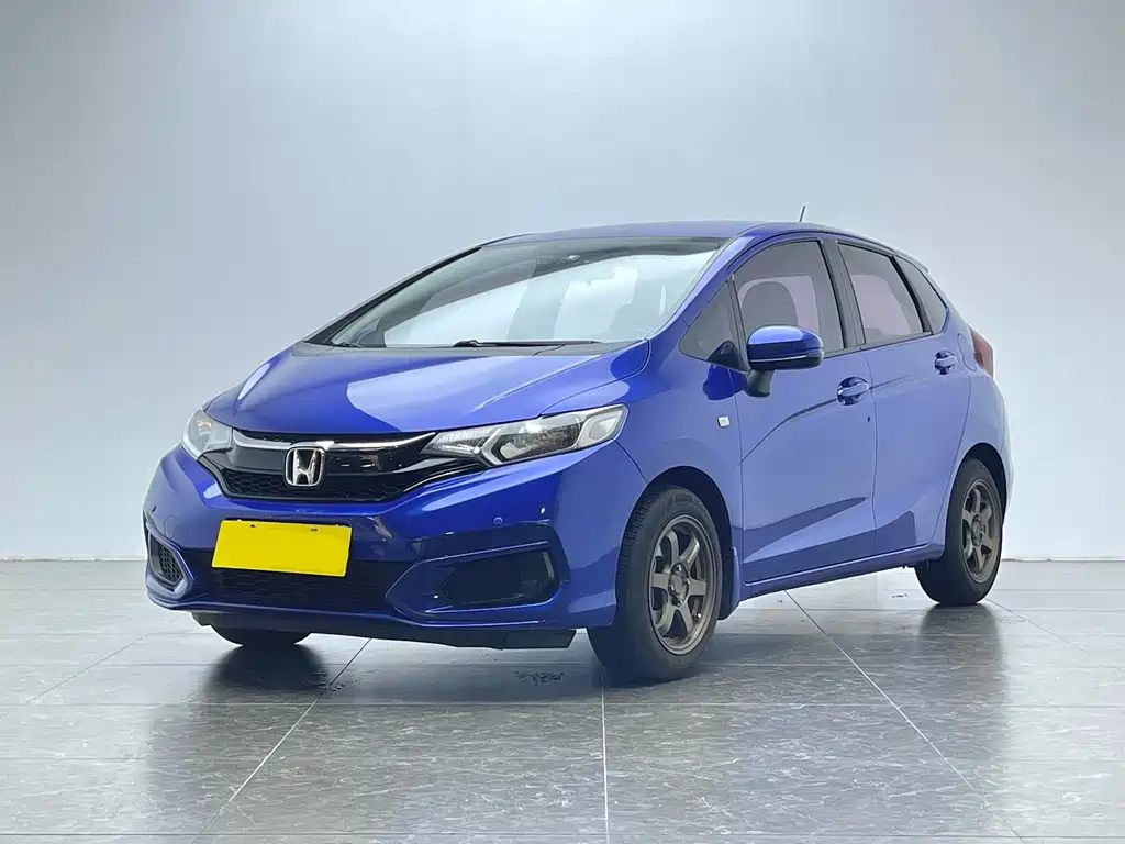 Fit 2018 1.5L CVT Comfort Edition купить на сайте DeffCars