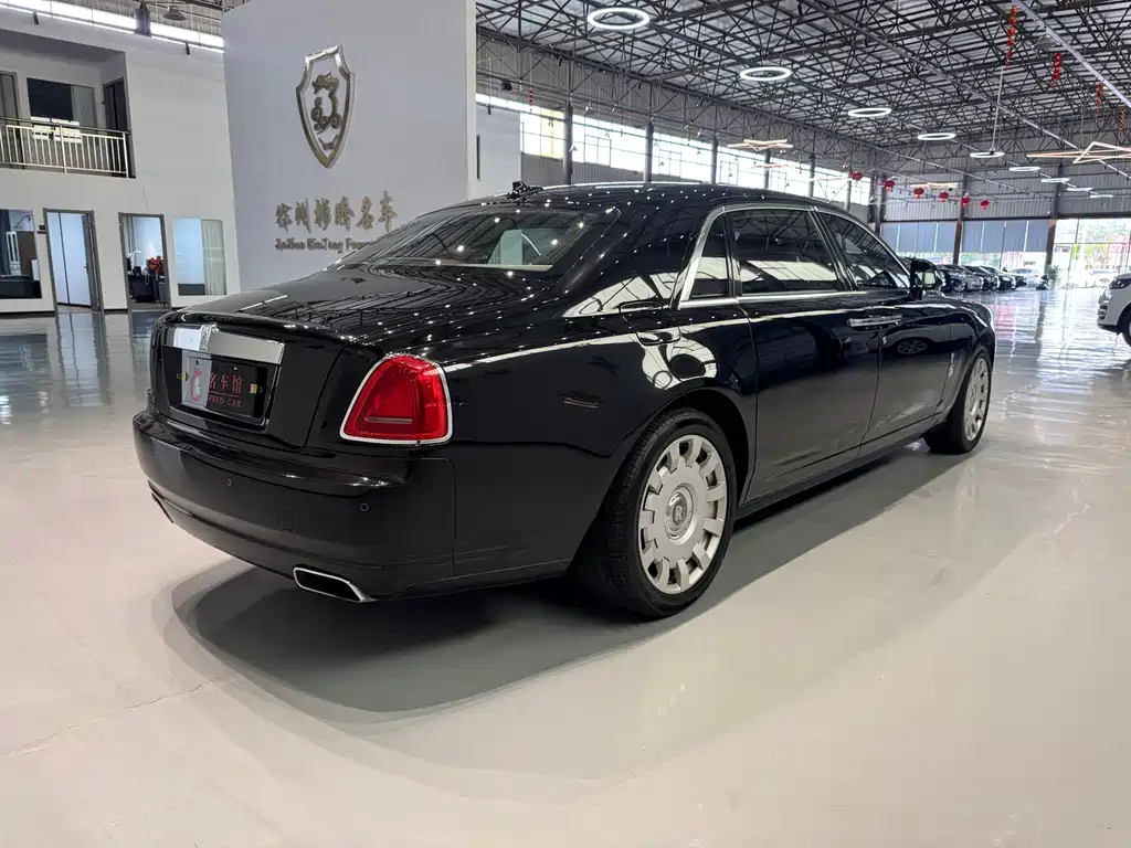 Ghost 2012 6.6T extended version купить на сайте DeffCars
