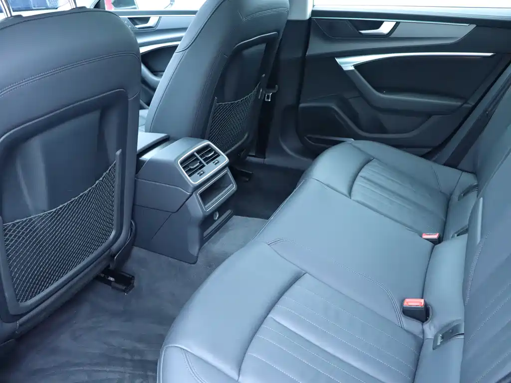 Audi A7 2021 40 TFSI luxury model купить на сайте DeffCars