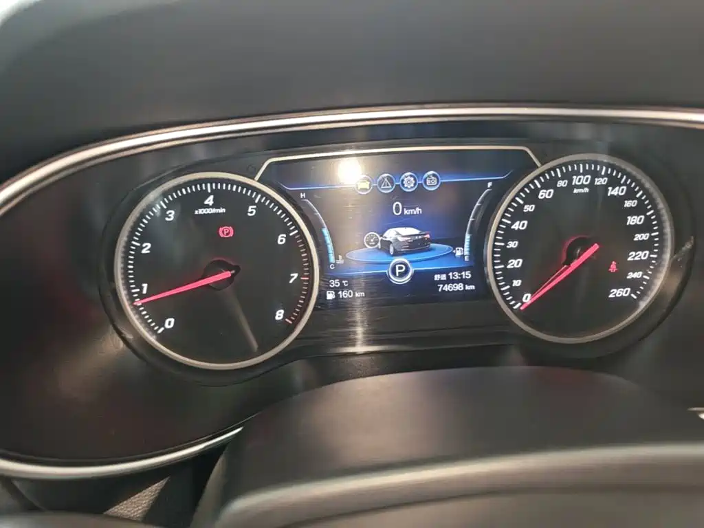 Red Flag Hongqi H5 2020 1.5T DCT Edition купить на сайте DeffCars