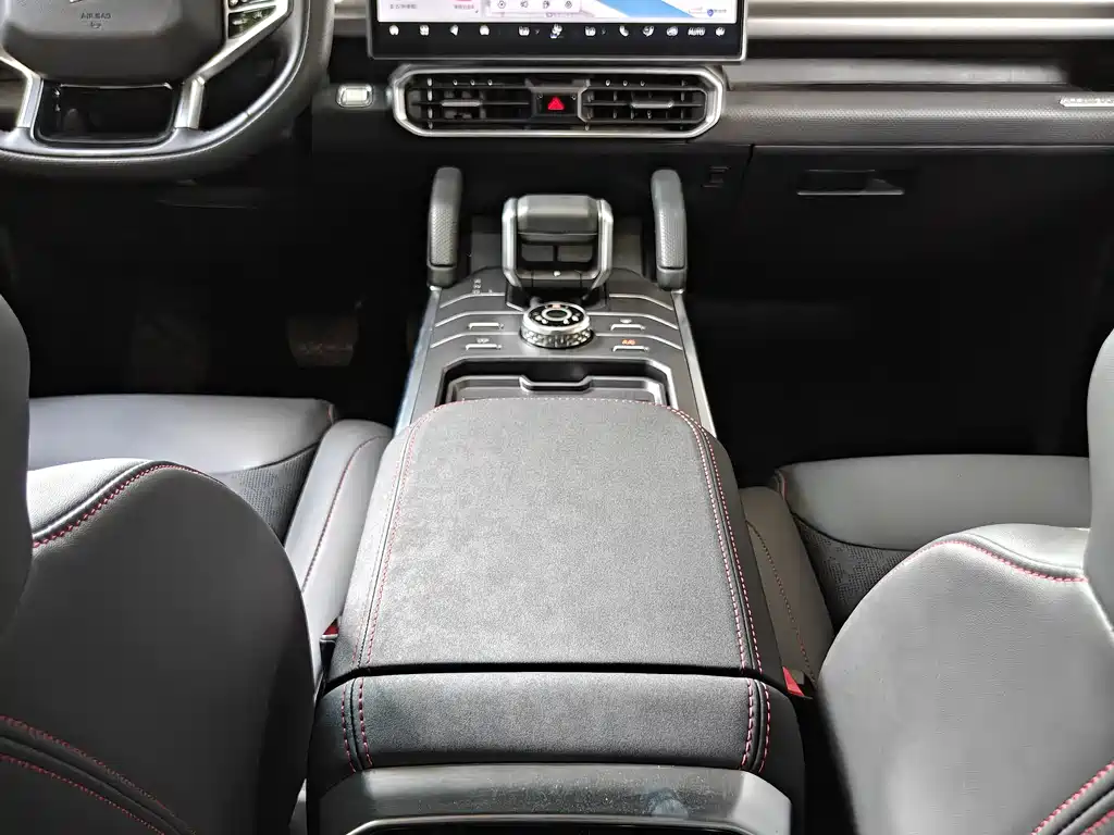 Jietu Traveler 2023 1.5T 2WD Discovery PRO купить на сайте DeffCars