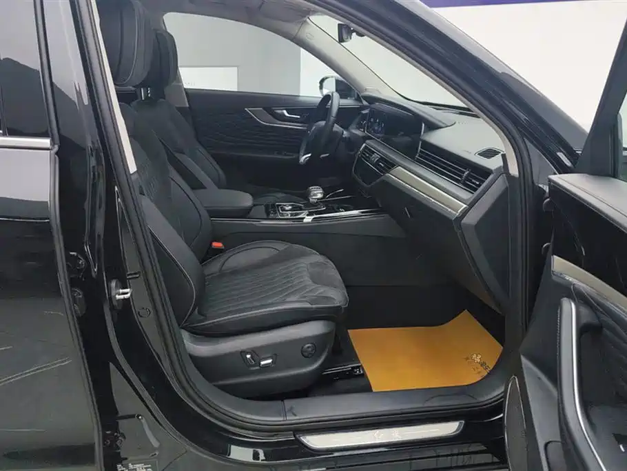 Hongqi HS5 2022 facelift 2.0T Zhilian Flagship Edition купить на сайте DeffCars