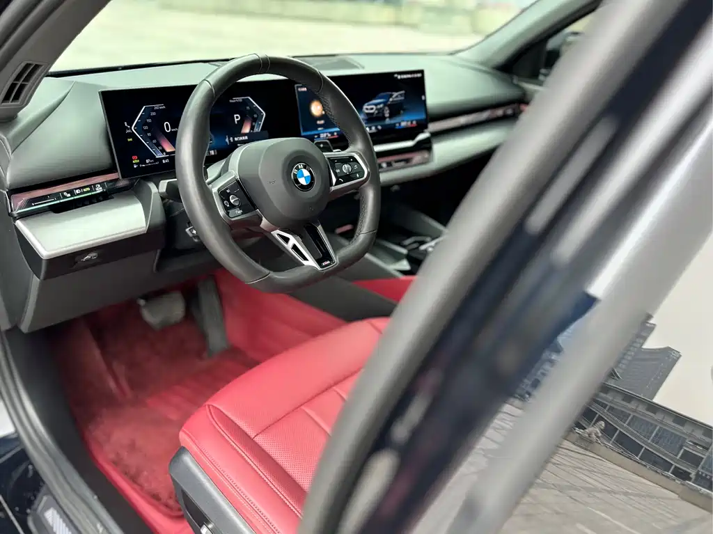 BMW 5 Series 2024 530Li Leading M Sports Package купить на сайте DeffCars