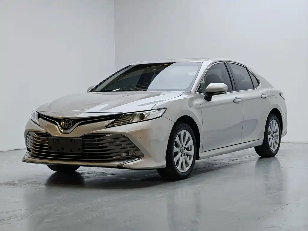 Camry 2019 2.0G Deluxe Edition National VI купить на сайте DeffCars