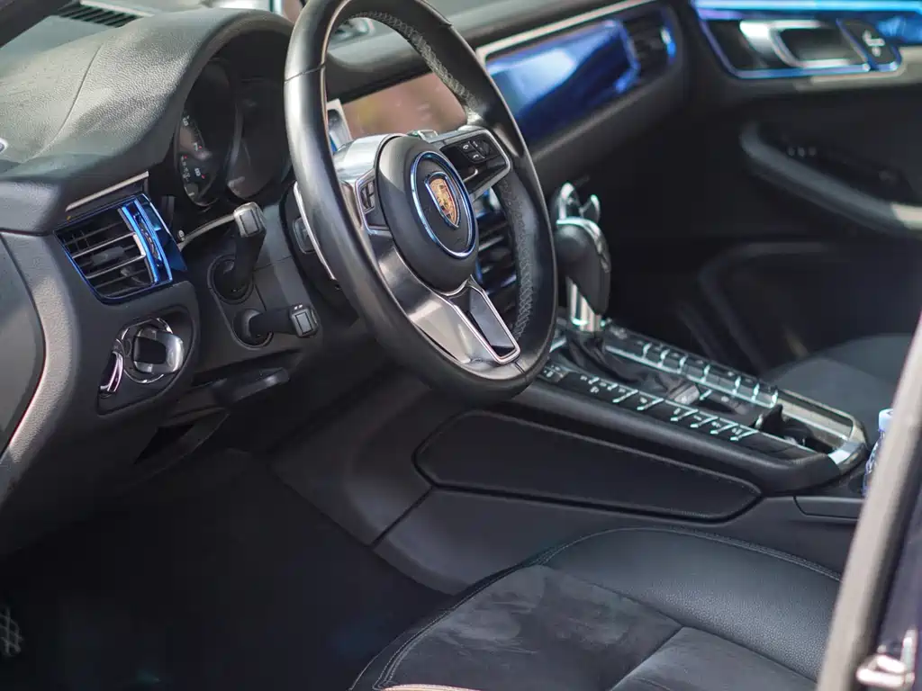 Macan 2018 Macan 2.0T купить на сайте DeffCars
