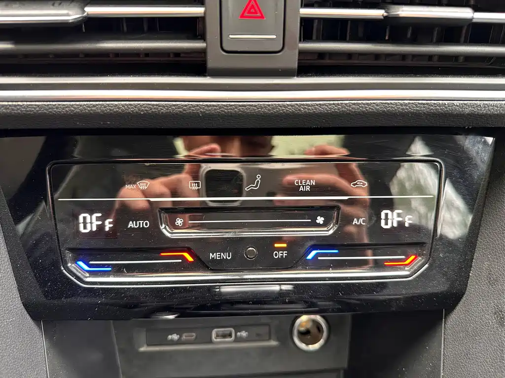 Tiguan L 2023 330TSI automatic two-wheel drive smart version купить на сайте DeffCars