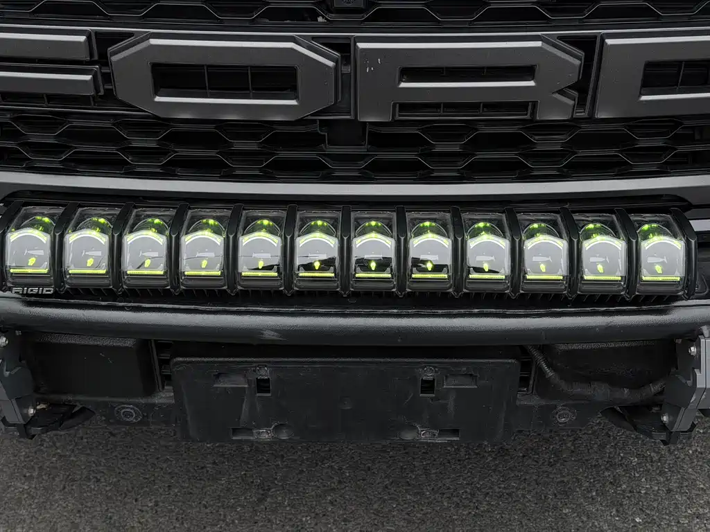 Ford F-150 Raptor 2023 3.5T Raptor купить на сайте DeffCars