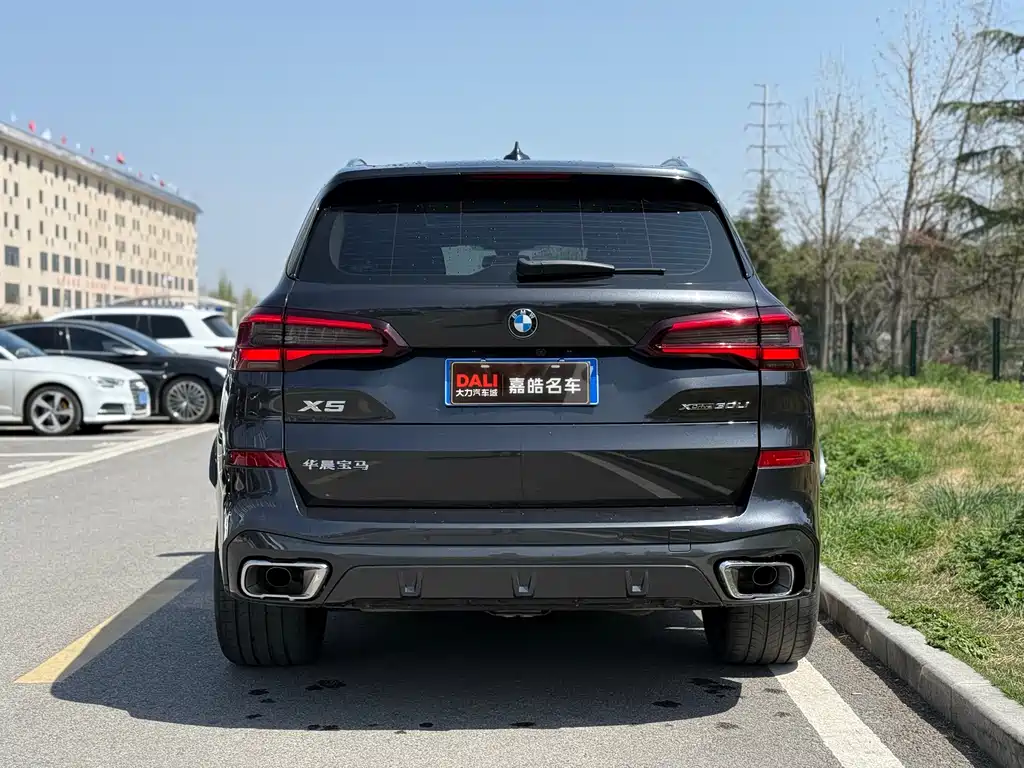 BMW X5 2022 facelift xDrive 30Li exclusive M sports package купить на сайте DeffCars