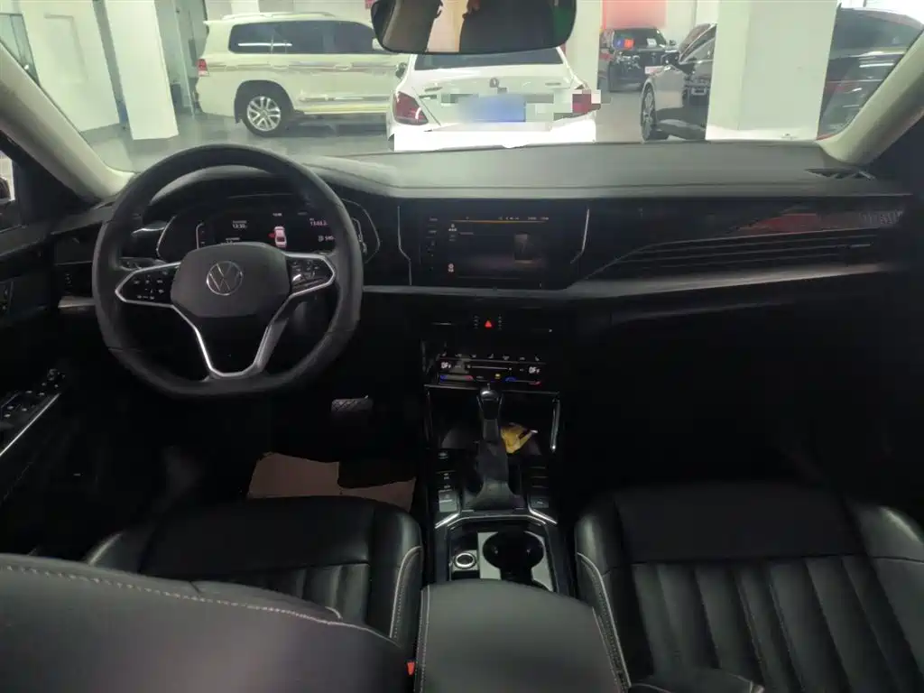 Passat 2023 330TSI Starry Sky Elite Edition купить на сайте DeffCars