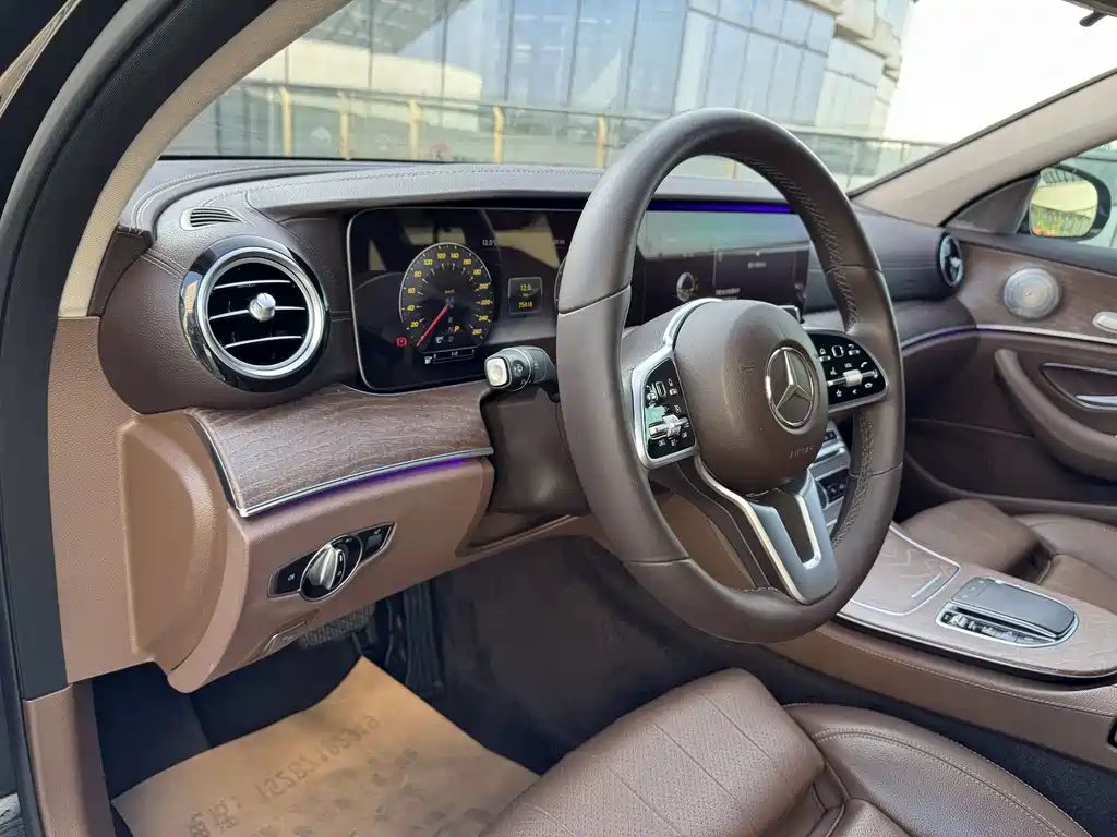 Mercedes-Benz E-Class 2019 E 200 L купить на сайте DeffCars