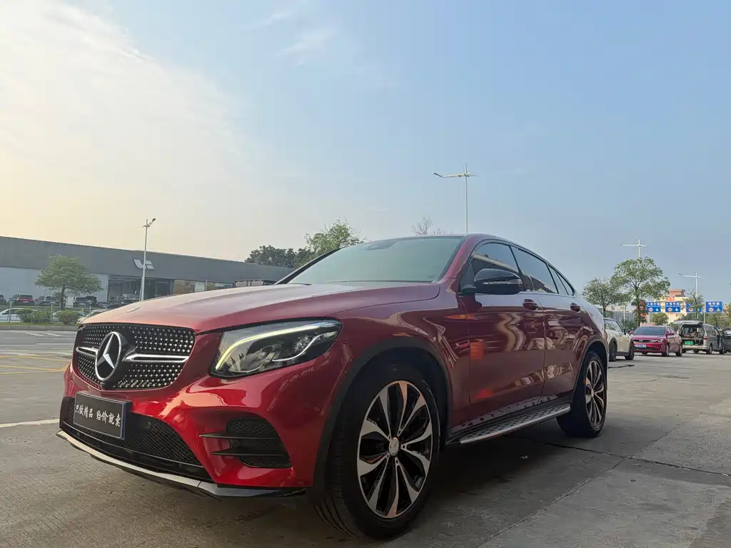 Mercedes-Benz GLC Coupe 2018 GLC 260 4MATIC Coupe SUV купить на сайте DeffCars