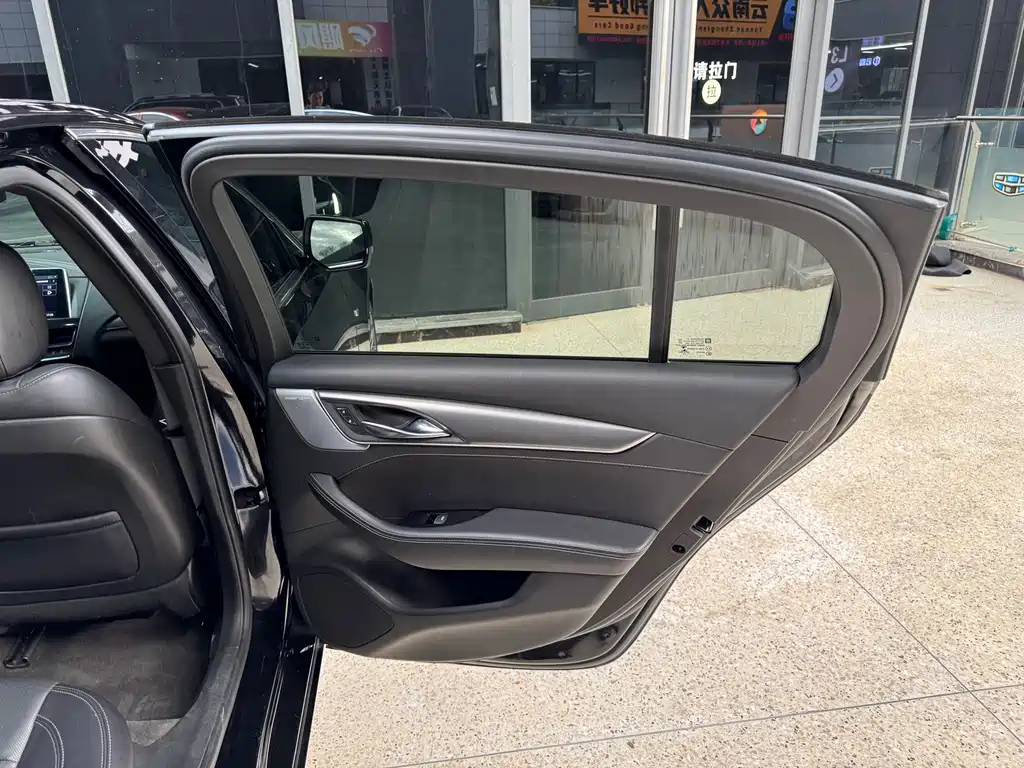 Cadillac CT5 2022 28T Premium Model купить на сайте DeffCars