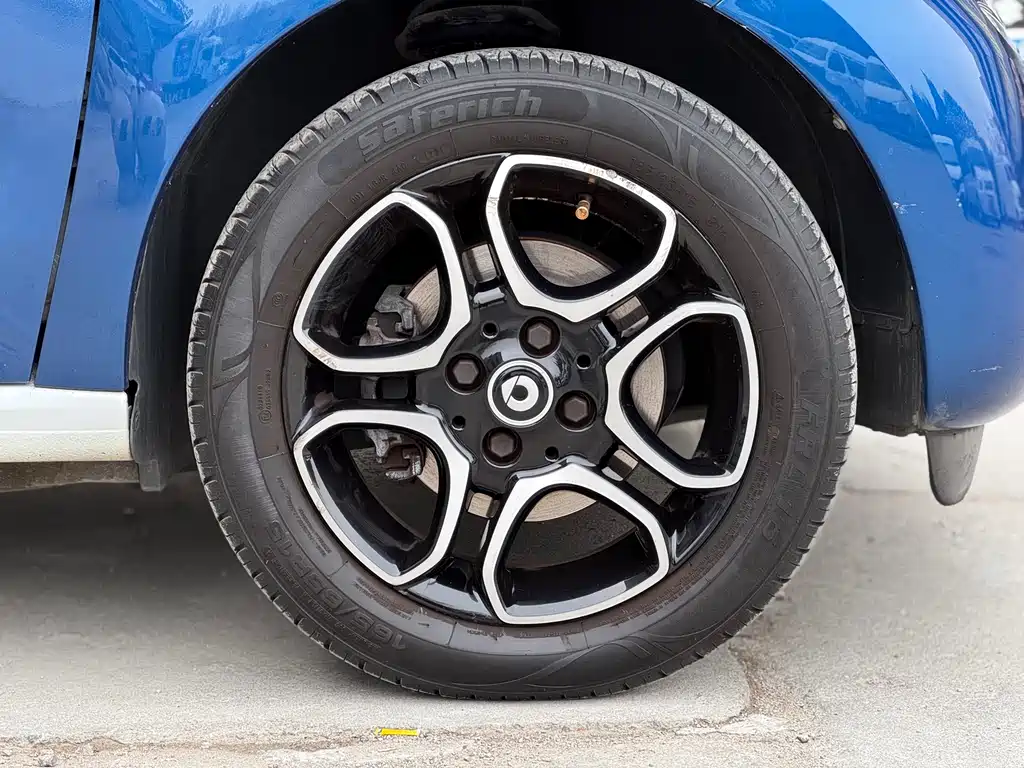 smart forfour 2018 0.9T 66kW Pioneer Edition купить на сайте DeffCars