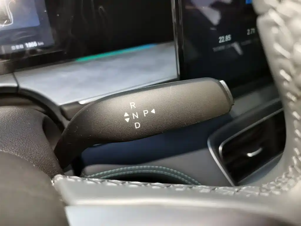 Hiace 07 DM-i 2025 150 Pilot+ Edition купить на сайте DeffCars